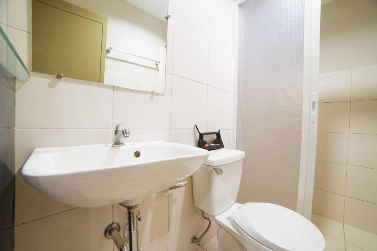 Reddoorz Plus Near San Pedro Cathedral Davao City Extérieur photo