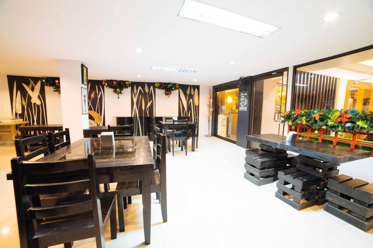 Reddoorz Plus Near San Pedro Cathedral Davao City Extérieur photo